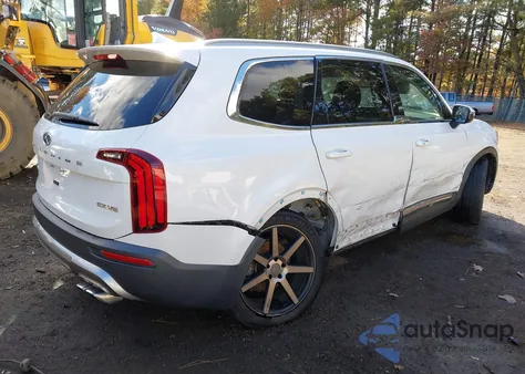 2020 Kia Telluride Ex из США, поврежденный, VIN 5XYP3DHC8LG002184